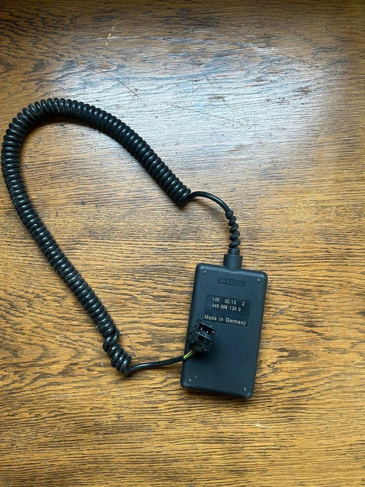 MAN WABCO Bediengerät Fernbedienung Luftfederung 4460561390 - מתלה אוויר עבור משאית: תמונה 3 MAN WABCO Bediengerät Fernbedienung Luftfederung 4460561390 - מתלה אוויר עבור משאית: תמונה 3