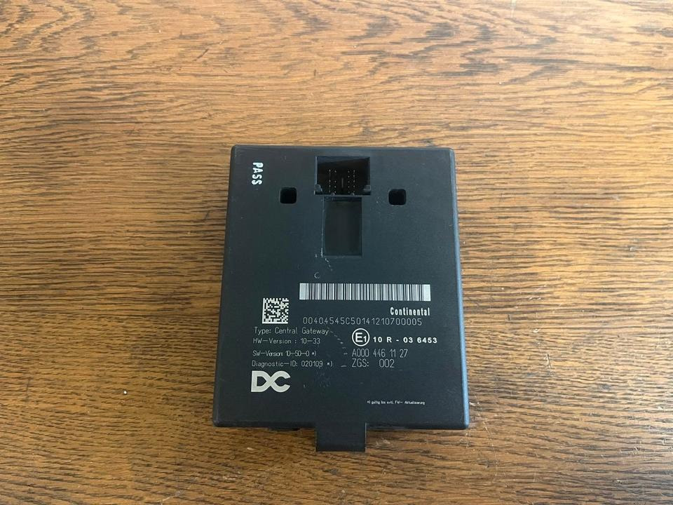 Mercedes Actros MP4 Central Gateway Steuergerät A0004461127 - ECU עבור משאית: תמונה 2 Mercedes Actros MP4 Central Gateway Steuergerät A0004461127 - ECU עבור משאית: תמונה 2