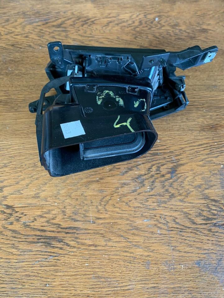 Mercedes Actros MP4 Luftduese A 960 830 06 54 {Lüften} - חימום/ אוורור עבור משאית: תמונה 3 Mercedes Actros MP4 Luftduese A 960 830 06 54 {Lüften} - חימום/ אוורור עבור משאית: תמונה 3