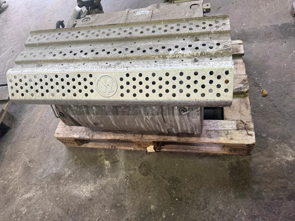 Mercedes Atego 4 EU6 Auspuff Katalysator A0054906912 - ממיר קטליטי עבור משאית: תמונה 2 Mercedes Atego 4 EU6 Auspuff Katalysator A0054906912 - ממיר קטליטי עבור משאית: תמונה 2