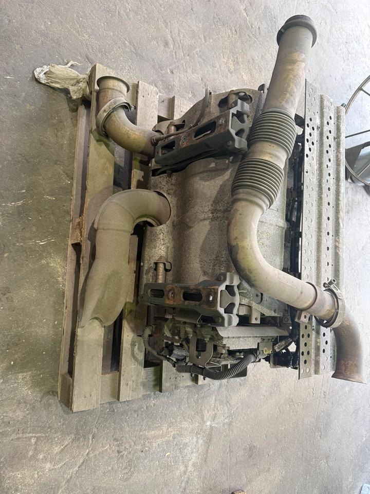 Mercedes Atego 4 EU6 Auspuff Katalysator A0064904012 - ממיר קטליטי עבור משאית: תמונה 4 Mercedes Atego 4 EU6 Auspuff Katalysator A0064904012 - ממיר קטליטי עבור משאית: תמונה 4