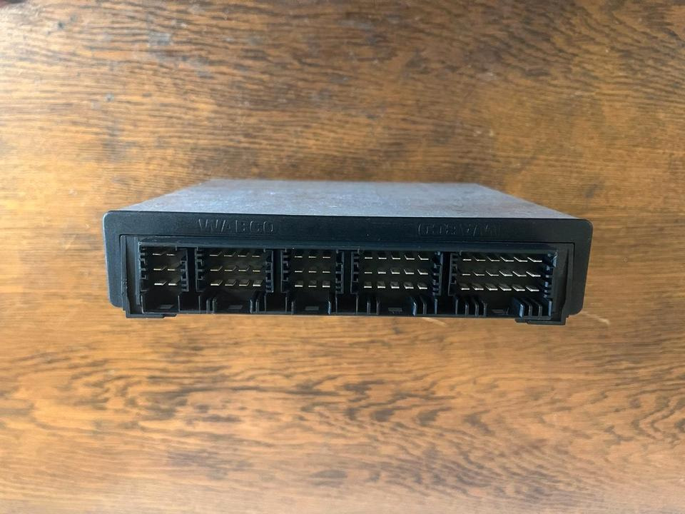 Mercedes-Benz Evo Bus Knickwinkelsteuergerät A0004462630 - ECU עבור אוטובוס: תמונה 4 Mercedes-Benz Evo Bus Knickwinkelsteuergerät A0004462630 - ECU עבור אוטובוס: תמונה 4