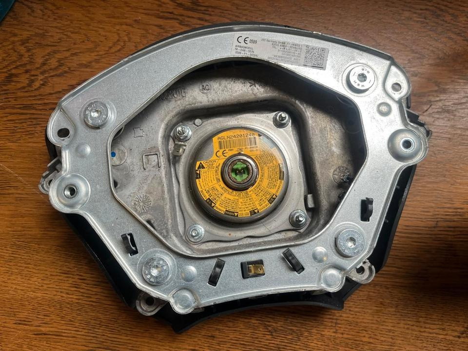 Mercedes-Benz Vito Lenkrad A6394640001 - גלגל הגה עבור משאית: תמונה 4 Mercedes-Benz Vito Lenkrad A6394640001 - גלגל הגה עבור משאית: תמונה 4