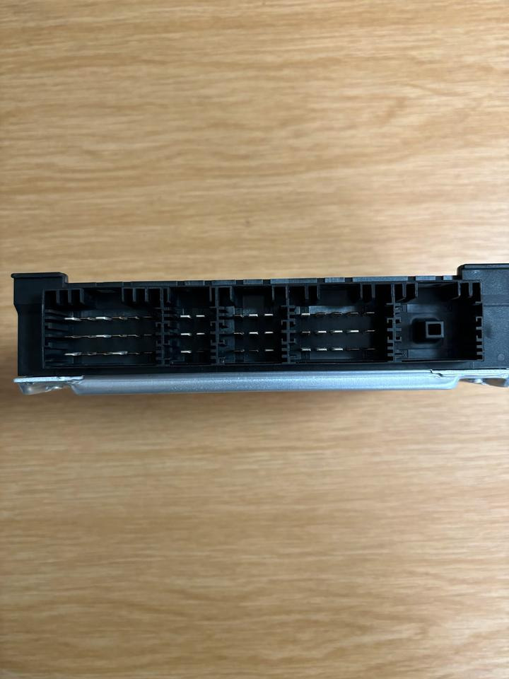 Mercedes KNORR BREMSE ABS Elektronik Steuergerät A0004464314 - ECU עבור משאית: תמונה 3 Mercedes KNORR BREMSE ABS Elektronik Steuergerät A0004464314 - ECU עבור משאית: תמונה 3