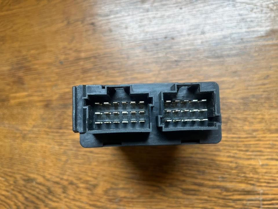 Mercedes SIEMENS VDO Elektronik ENR Steuergerät A0024460117 - ECU עבור משאית: תמונה 2 Mercedes SIEMENS VDO Elektronik ENR Steuergerät A0024460117 - ECU עבור משאית: תמונה 2