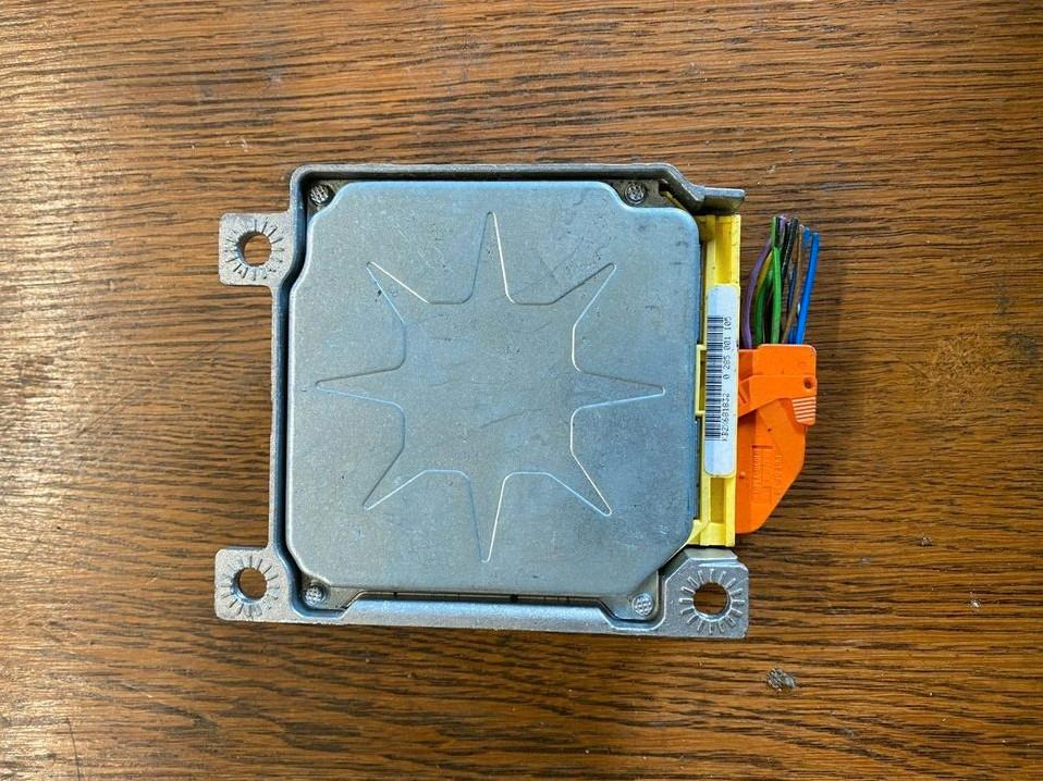 Mercedes Sprinter BOSCH Airbag Steuergerät 000 446 02 42 - ECU עבור משאית: תמונה 2 Mercedes Sprinter BOSCH Airbag Steuergerät 000 446 02 42 - ECU עבור משאית: תמונה 2