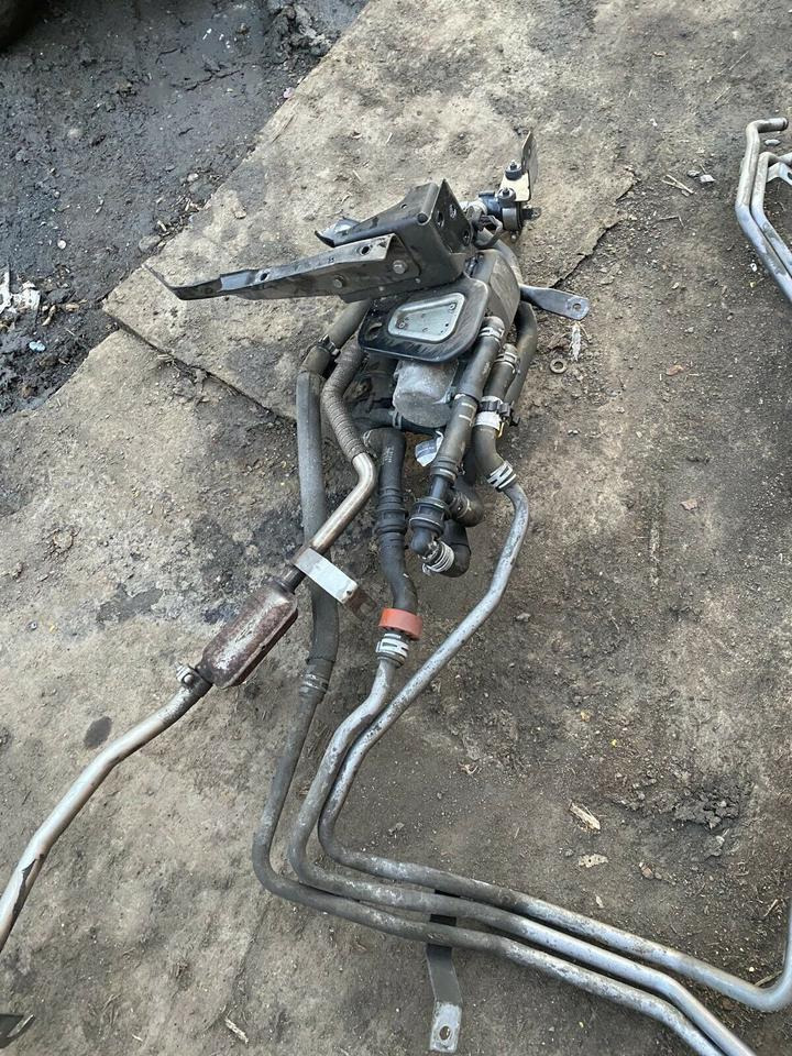 Standheizung Mercedes Actros MP4 A9608304961 Webasto 9026296B - חימום/ אוורור עבור משאית: תמונה 1 Standheizung Mercedes Actros MP4 A9608304961 Webasto 9026296B - חימום/ אוורור עבור משאית: תמונה 1