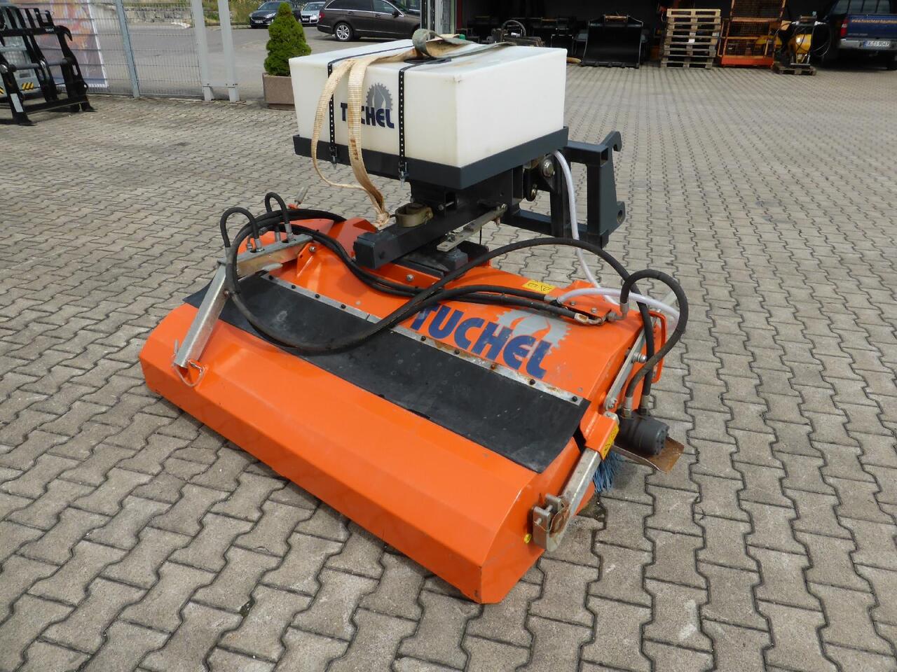 מטאטא עבור כלי רכב עירוני/ מיוחד Tuchel Kehrmaschine 560-150 passend an Giant oder Kubota Radlader: תמונה 1