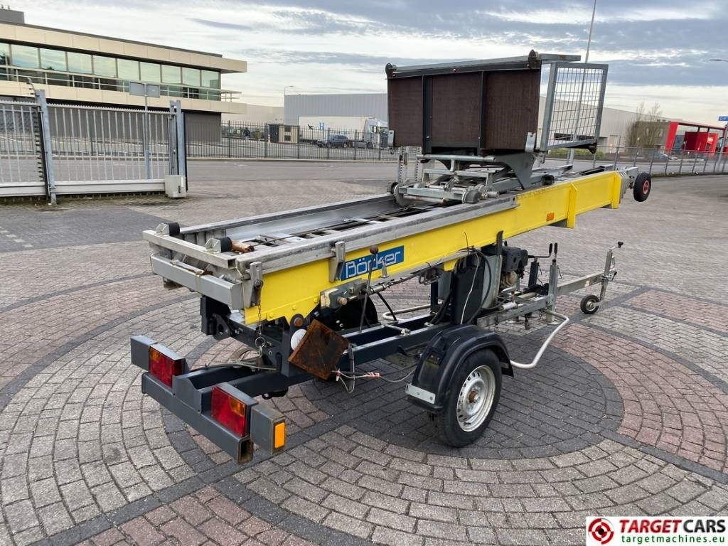 Böcker Boecker 18/0-7 Material Lift 1800cm 250cm - פלטפורמה אווירית: תמונה 3 Böcker Boecker 18/0-7 Material Lift 1800cm 250cm - פלטפורמה אווירית: תמונה 3