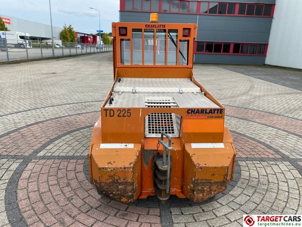 Charlatte TD225 Diesel Tow Truck Tractor 18T capacity - טרקטור גרירה: תמונה 5 Charlatte TD225 Diesel Tow Truck Tractor 18T capacity - טרקטור גרירה: תמונה 5