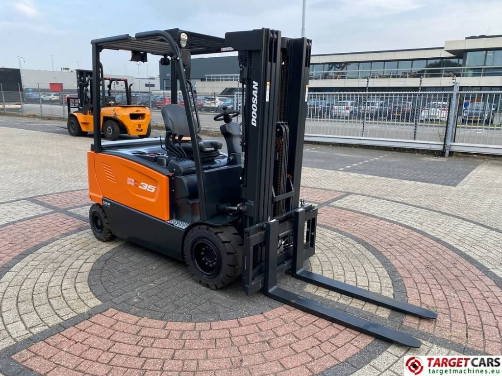 Doosan B35X-7 Electric Forklift 3.5T Triplex-438cm Unused - מלגזה חשמלית: תמונה 2 Doosan B35X-7 Electric Forklift 3.5T Triplex-438cm Unused - מלגזה חשמלית: תמונה 2