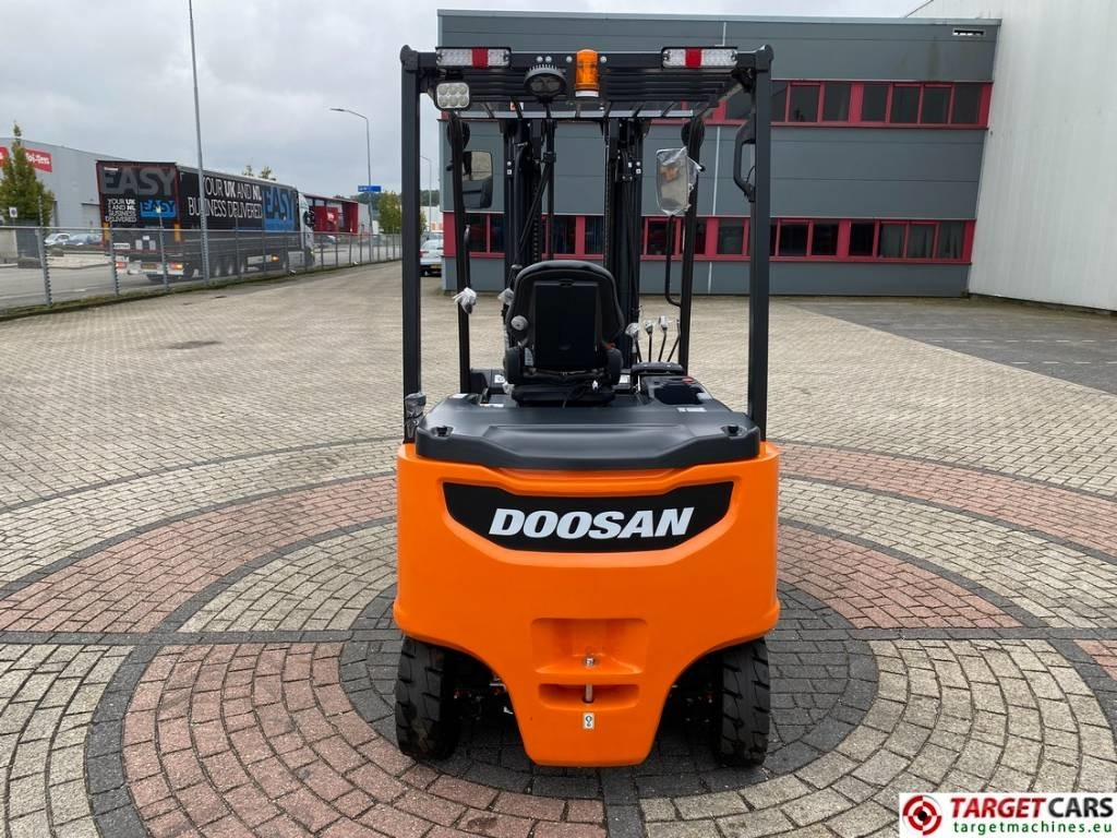 Doosan B35X-7 Plus Electric Forklift 3.5T Triplex-482cm - מלגזה חשמלית: תמונה 5 Doosan B35X-7 Plus Electric Forklift 3.5T Triplex-482cm - מלגזה חשמלית: תמונה 5