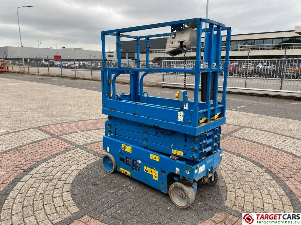 Genie GS-1932 Electric Scissor Work Lift 779cm - מעלית מספריים: תמונה 2 Genie GS-1932 Electric Scissor Work Lift 779cm - מעלית מספריים: תמונה 2