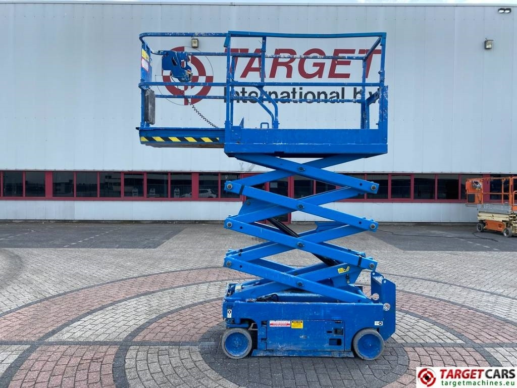 Genie GS-1932 Electric Scissor Work Lift 779cm - מעלית מספריים: תמונה 5 Genie GS-1932 Electric Scissor Work Lift 779cm - מעלית מספריים: תמונה 5