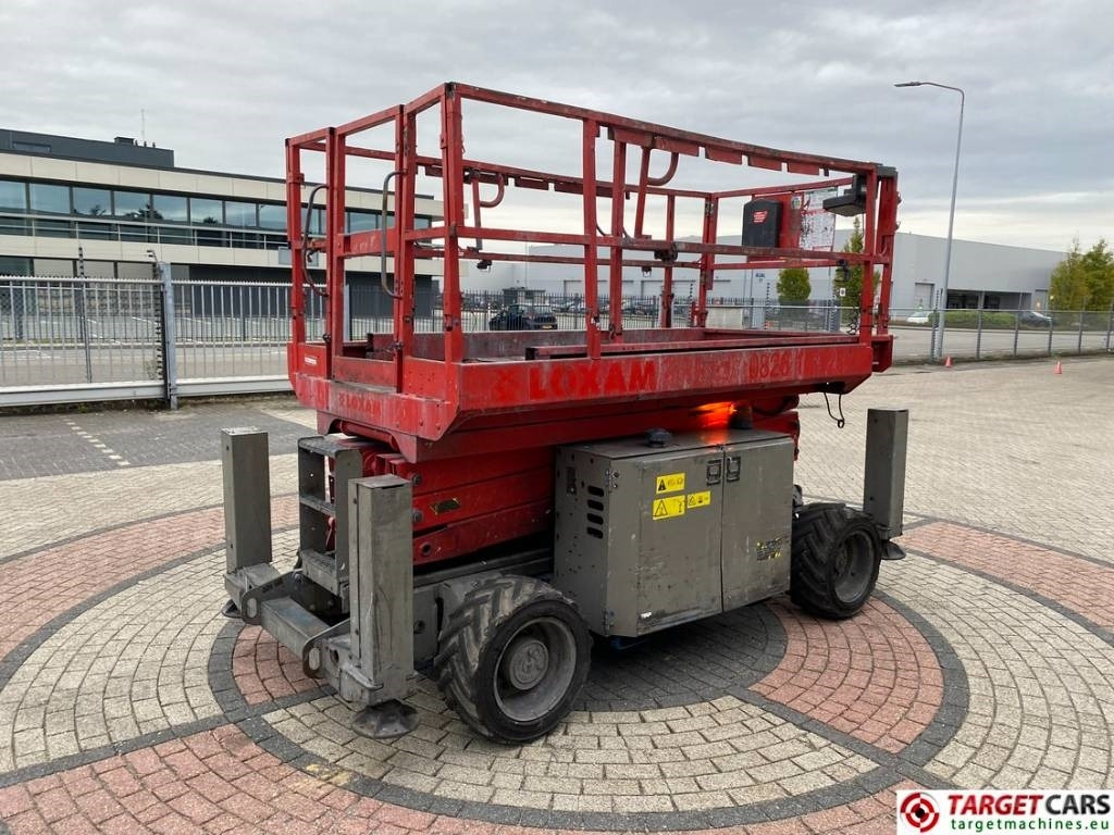 Genie GS-2669RT Diesel 4x4 Scissor Work Lift 1000cm - מעלית מספריים: תמונה 3 Genie GS-2669RT Diesel 4x4 Scissor Work Lift 1000cm - מעלית מספריים: תמונה 3