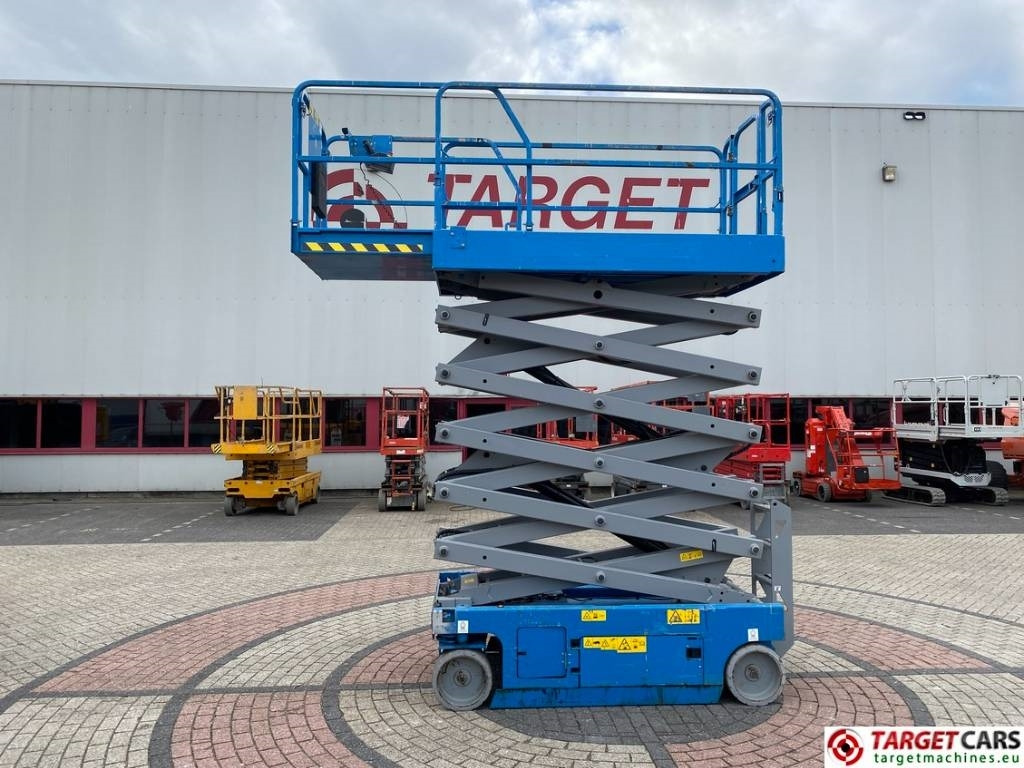 Genie GS-4047 Electric Scissor Work Lift 1389cm - מעלית מספריים: תמונה 5 Genie GS-4047 Electric Scissor Work Lift 1389cm - מעלית מספריים: תמונה 5