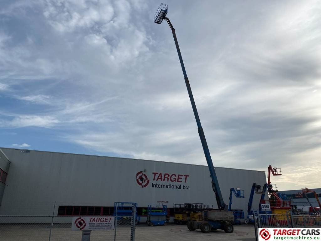 Genie S-85 Telescopic 4x4 Diesel Boom Work Lift 2790cm - מוט טלסקופי: תמונה 5 Genie S-85 Telescopic 4x4 Diesel Boom Work Lift 2790cm - מוט טלסקופי: תמונה 5
