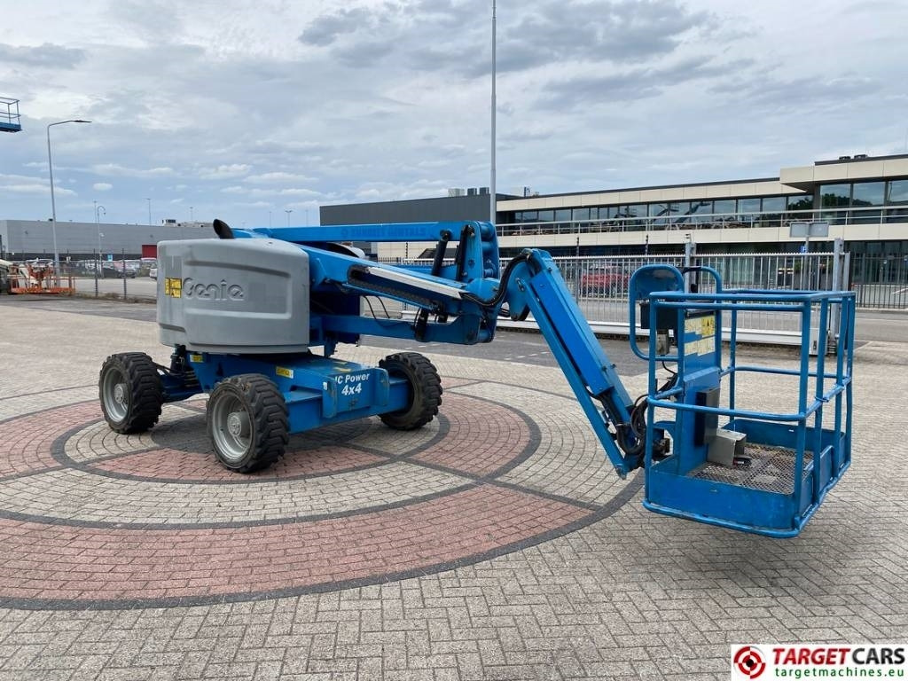 Genie Z-45/25J Articulated 4x4 Diesel Boom Work Lift 16M - זרוע מרפקי: תמונה 2 Genie Z-45/25J Articulated 4x4 Diesel Boom Work Lift 16M - זרוע מרפקי: תמונה 2