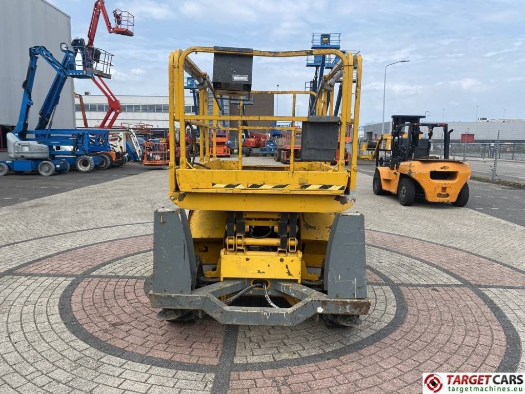 מעלית מספריים Haulotte Compact 10DX Diesel 4x4 Scissor 1015cm DEFECT: תמונה 20 מעלית מספריים Haulotte Compact 10DX Diesel 4x4 Scissor 1015cm DEFECT: תמונה 20