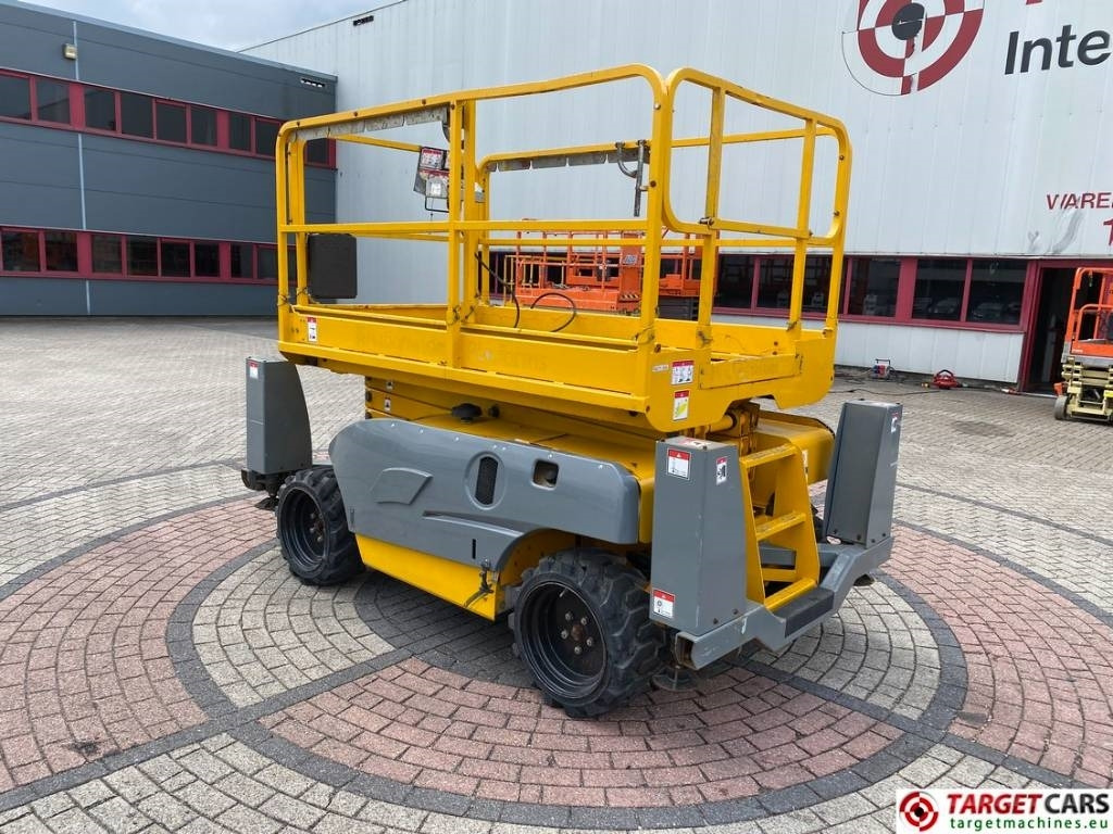 Haulotte Compact 10DX Diesel 4x4 Scissor Work Lift 1015cm - מעלית מספריים: תמונה 4 Haulotte Compact 10DX Diesel 4x4 Scissor Work Lift 1015cm - מעלית מספריים: תמונה 4
