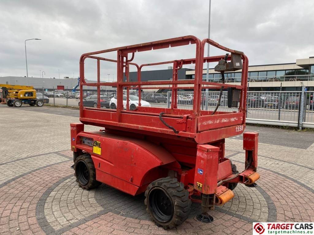 Haulotte Compact 10DX Diesel 4x4 Scissor Work Lift 1015cm - מעלית מספריים: תמונה 2 Haulotte Compact 10DX Diesel 4x4 Scissor Work Lift 1015cm - מעלית מספריים: תמונה 2