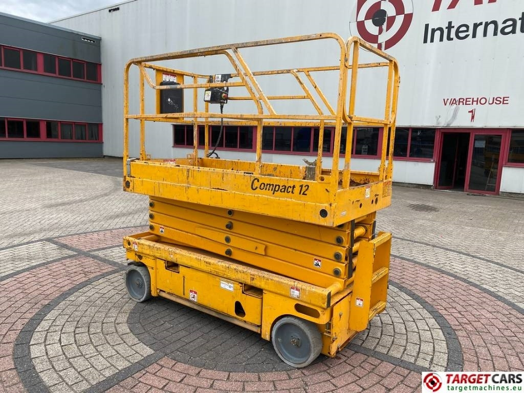Haulotte Compact 12 Electric Scissor Work Lift 1200cm - מעלית מספריים: תמונה 4 Haulotte Compact 12 Electric Scissor Work Lift 1200cm - מעלית מספריים: תמונה 4
