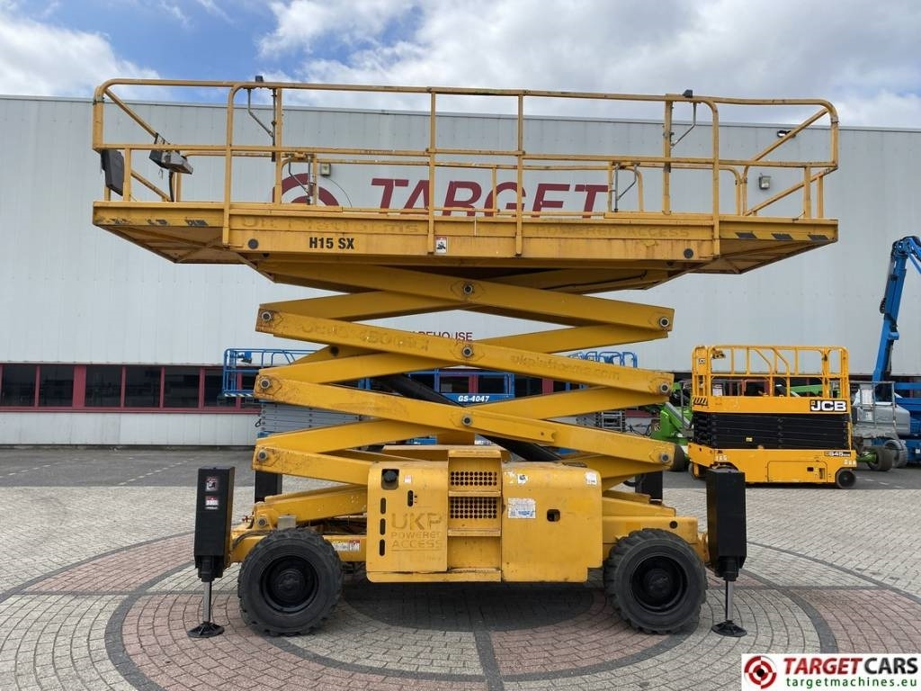 Haulotte H15SXNT Diesel H15SX 4x4 Scissor Work Lift 1500cm - מעלית מספריים: תמונה 5 Haulotte H15SXNT Diesel H15SX 4x4 Scissor Work Lift 1500cm - מעלית מספריים: תמונה 5
