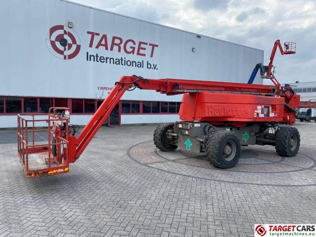 Haulotte HA32PX Articulated 4x4x4 Diesel Boom Work Lift 32M - זרוע מרפקי: תמונה 1 Haulotte HA32PX Articulated 4x4x4 Diesel Boom Work Lift 32M - זרוע מרפקי: תמונה 1