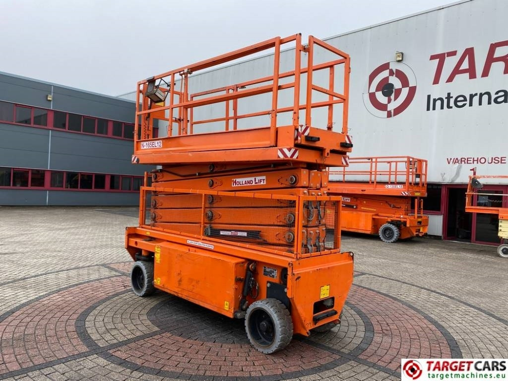 Holland Lift CombiStar N165EL12 Electric Scissor WorkLift 18.5M - מעלית מספריים: תמונה 4 Holland Lift CombiStar N165EL12 Electric Scissor WorkLift 18.5M - מעלית מספריים: תמונה 4