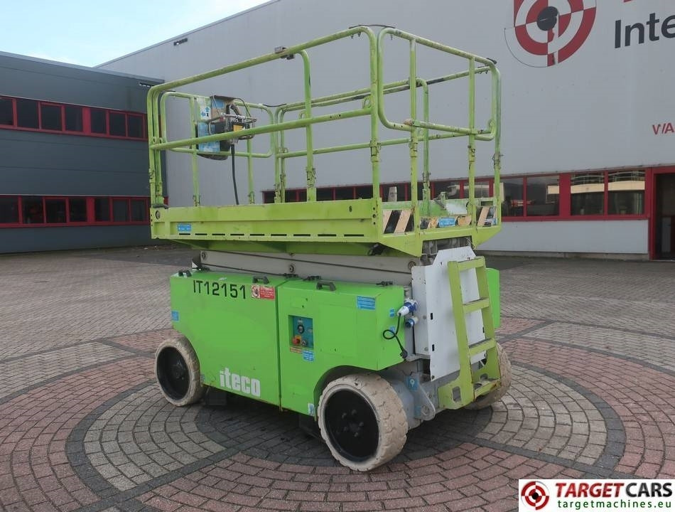 Iteco IT12151 Electric Scissor Work Lift 1380cm - מעלית מספריים: תמונה 4 Iteco IT12151 Electric Scissor Work Lift 1380cm - מעלית מספריים: תמונה 4