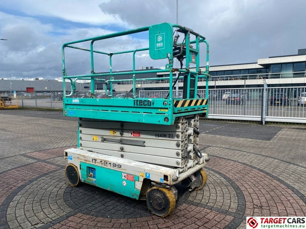 Iteco Imer IT12122 Electric Scissor Work Lift 1390cm - מעלית מספריים: תמונה 2 Iteco Imer IT12122 Electric Scissor Work Lift 1390cm - מעלית מספריים: תמונה 2