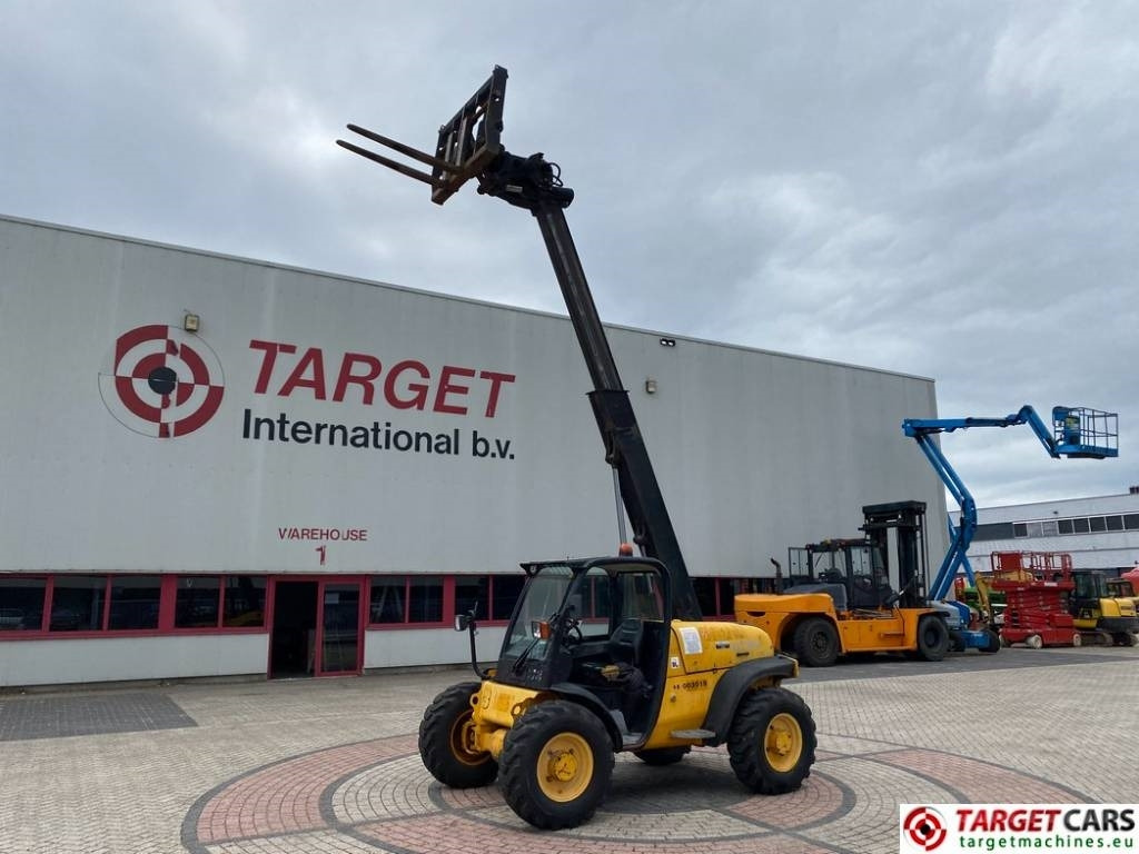 JCB 527-55 Telehandler 4x4x4 2700KG 560CM - מפעיל טלסקופי: תמונה 5 JCB 527-55 Telehandler 4x4x4 2700KG 560CM - מפעיל טלסקופי: תמונה 5