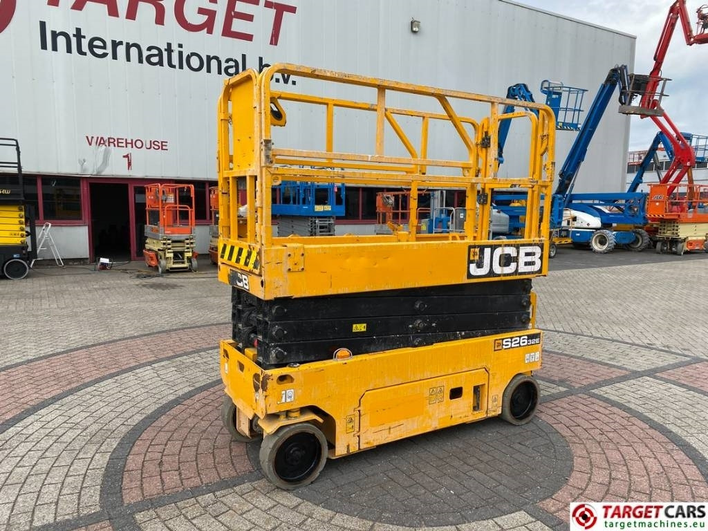 JCB S2632E Electric Scissor Work Lift 1010cm - מעלית מספריים: תמונה 1 JCB S2632E Electric Scissor Work Lift 1010cm - מעלית מספריים: תמונה 1