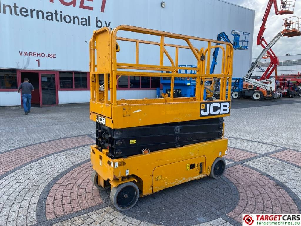 JCB S2632E Electric Scissor Work Lift 1010cm - מעלית מספריים: תמונה 1 JCB S2632E Electric Scissor Work Lift 1010cm - מעלית מספריים: תמונה 1
