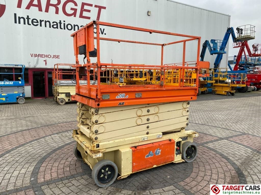 JLG 10RS Electric Scissor Work Lift 1175cm - מעלית מספריים: תמונה 1 JLG 10RS Electric Scissor Work Lift 1175cm - מעלית מספריים: תמונה 1