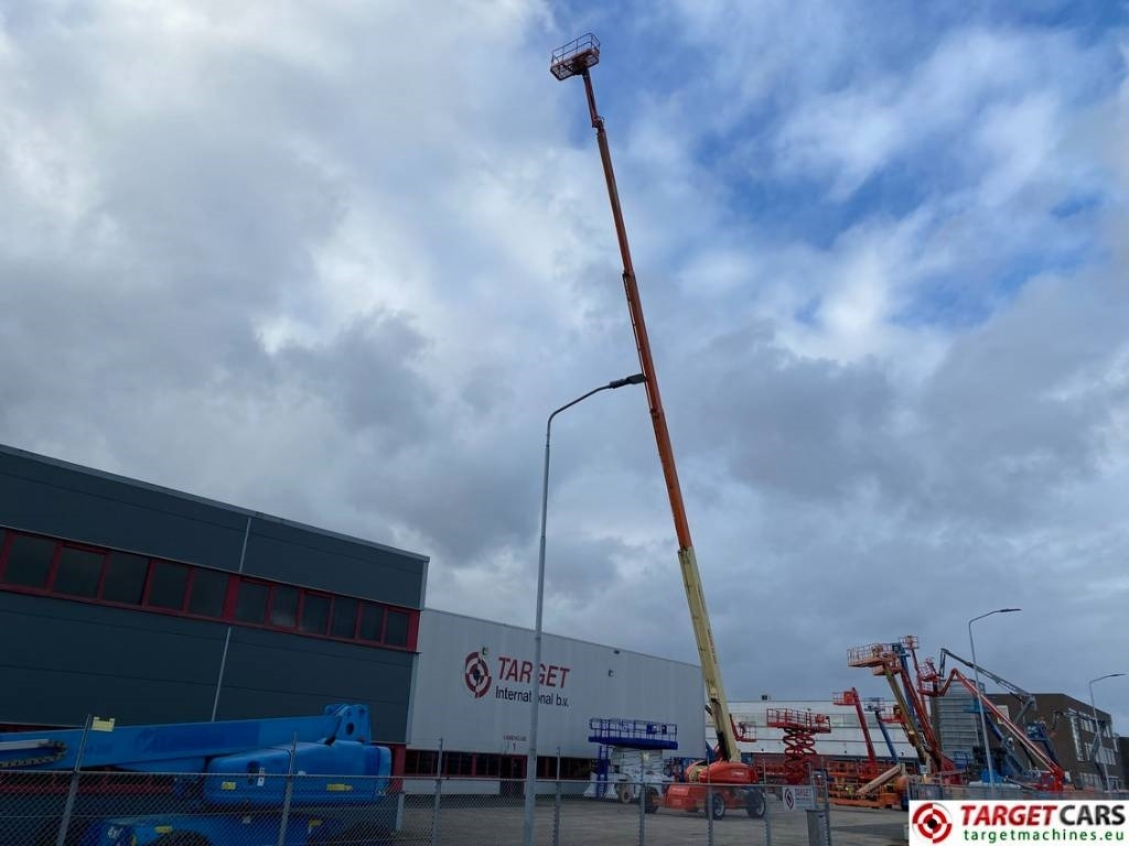 JLG 1350SJP Telescopic 4x4x4 Diesel Boom Lift 4330cm - מוט טלסקופי: תמונה 5 JLG 1350SJP Telescopic 4x4x4 Diesel Boom Lift 4330cm - מוט טלסקופי: תמונה 5