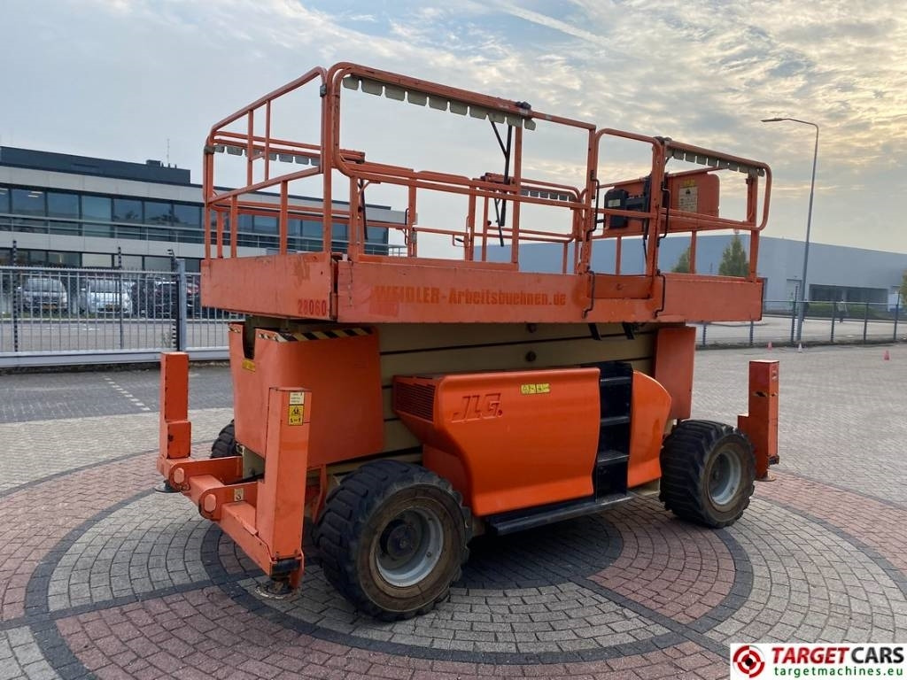 JLG 4394RT Diesel 4x4 Scissor Work Lift 1511cm - מעלית מספריים: תמונה 3 JLG 4394RT Diesel 4x4 Scissor Work Lift 1511cm - מעלית מספריים: תמונה 3