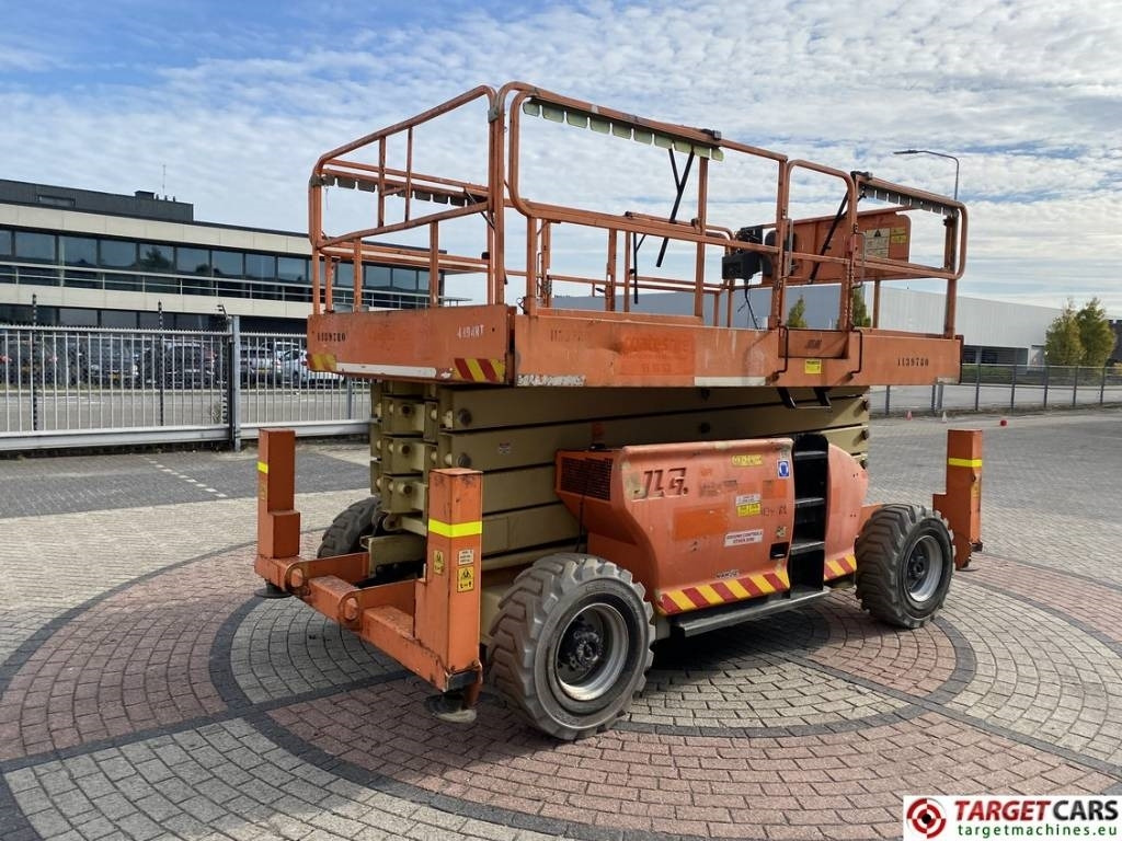 JLG 4394RT Diesel 4x4 Scissor Work Lift 1511cm - מעלית מספריים: תמונה 3 JLG 4394RT Diesel 4x4 Scissor Work Lift 1511cm - מעלית מספריים: תמונה 3