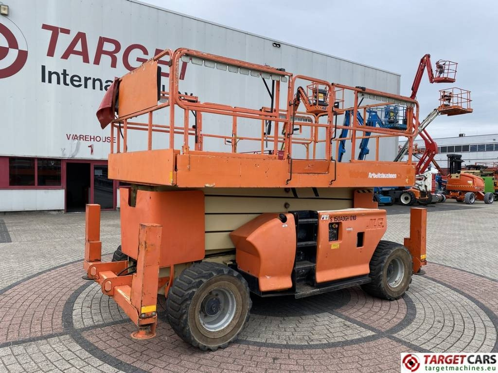JLG 4394RT Diesel 4x4 Scissor Work Lift 1511cm - מעלית מספריים: תמונה 1 JLG 4394RT Diesel 4x4 Scissor Work Lift 1511cm - מעלית מספריים: תמונה 1