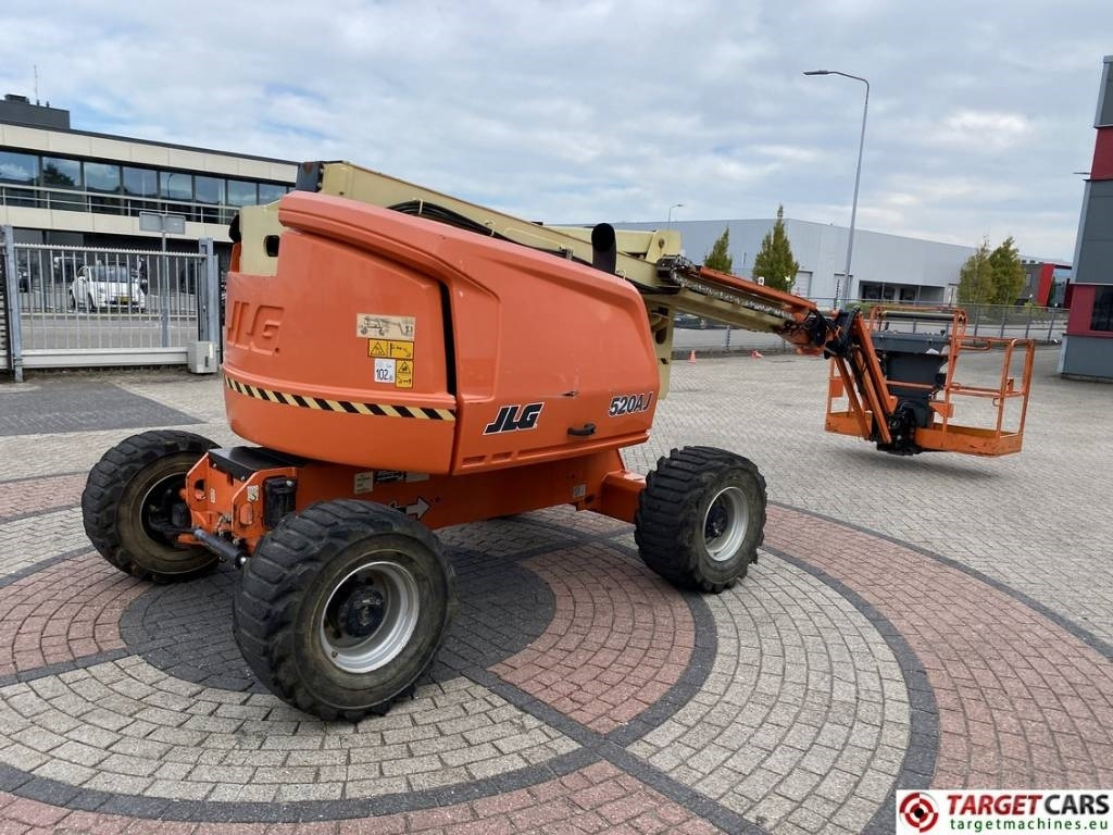 JLG 520AJ Articulated 4x4 Diesel Boom Work Lift 1800cm - זרוע מרפקי: תמונה 3 JLG 520AJ Articulated 4x4 Diesel Boom Work Lift 1800cm - זרוע מרפקי: תמונה 3
