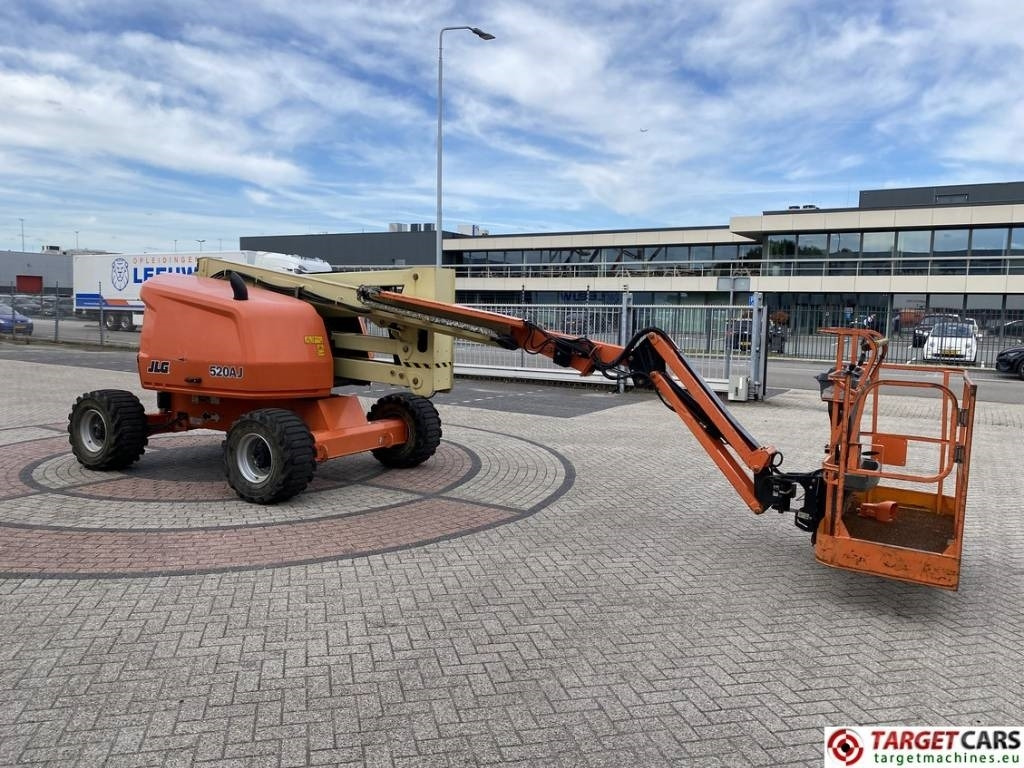 JLG 520AJ Articulated 4x4 Diesel Boom Work Lift 1800cm - זרוע מרפקי: תמונה 2 JLG 520AJ Articulated 4x4 Diesel Boom Work Lift 1800cm - זרוע מרפקי: תמונה 2