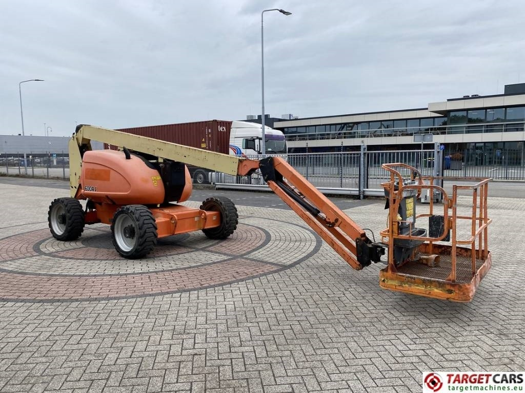 JLG 600AJ Articulated 4x4 Diesel Boom Work Lift 2047cm - זרוע מרפקי: תמונה 2 JLG 600AJ Articulated 4x4 Diesel Boom Work Lift 2047cm - זרוע מרפקי: תמונה 2