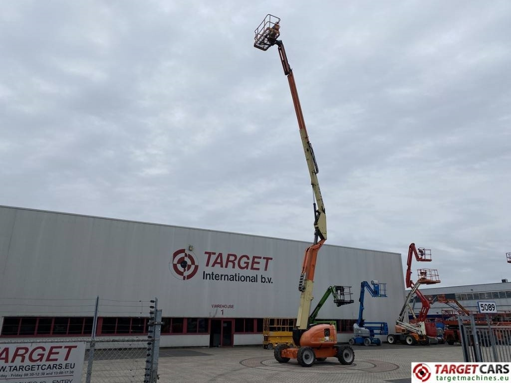 JLG 600AJ Articulated 4x4 Diesel Boom Work Lift 2047cm - זרוע מרפקי: תמונה 5 JLG 600AJ Articulated 4x4 Diesel Boom Work Lift 2047cm - זרוע מרפקי: תמונה 5