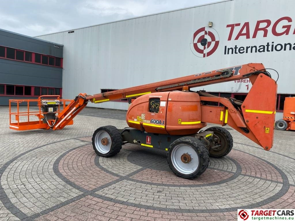 JLG 600AJ Articulated 4x4x4 Diesel Boom Lift 2047cm - זרוע מרפקי: תמונה 5 JLG 600AJ Articulated 4x4x4 Diesel Boom Lift 2047cm - זרוע מרפקי: תמונה 5