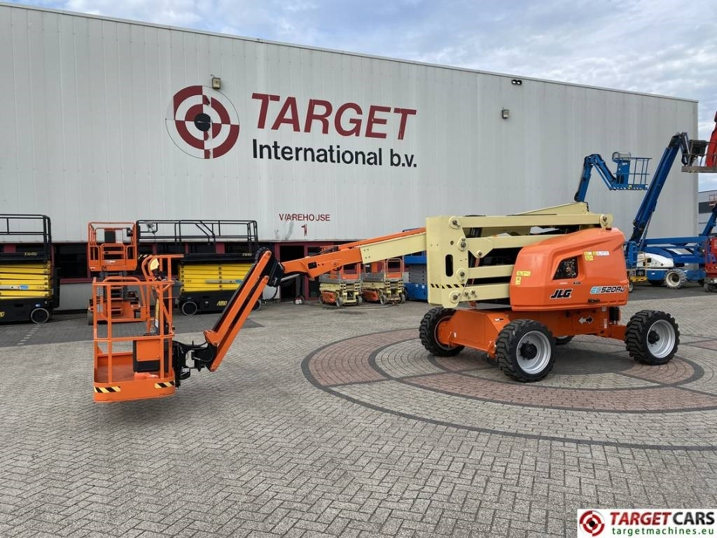 JLG EC520AJ Electric Articulated Boom Work Lift 1800cm - זרוע מרפקי: תמונה 1 JLG EC520AJ Electric Articulated Boom Work Lift 1800cm - זרוע מרפקי: תמונה 1