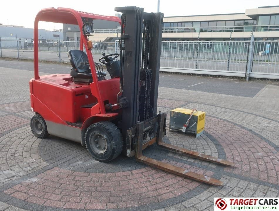 Manitou ME425 Electric 4wheel Forklift 2500KG Triplex450cm - מלגזה חשמלית: תמונה 2 Manitou ME425 Electric 4wheel Forklift 2500KG Triplex450cm - מלגזה חשמלית: תמונה 2
