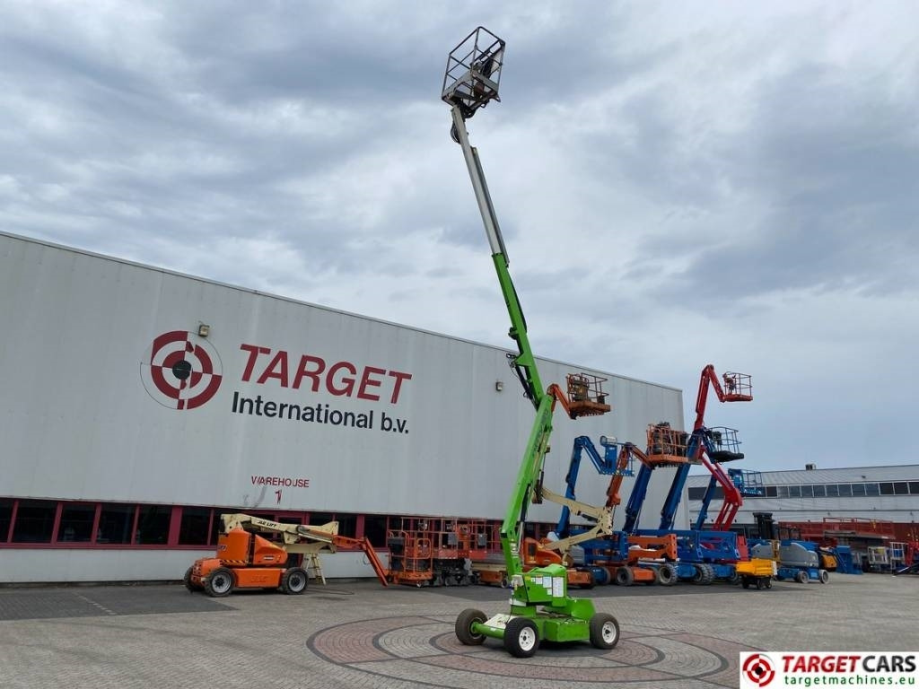 Niftylift HR12NDE Articulated HyBrid Boom Work Lift 1220cm - זרוע מרפקי: תמונה 5 Niftylift HR12NDE Articulated HyBrid Boom Work Lift 1220cm - זרוע מרפקי: תמונה 5
