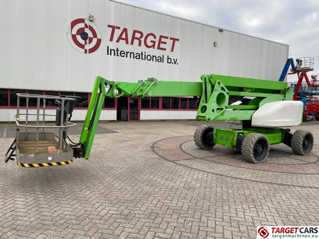 Niftylift HR28 HyBrid Articulated 4x4 Boom Work Lift 2800cm - זרוע מרפקי: תמונה 1 Niftylift HR28 HyBrid Articulated 4x4 Boom Work Lift 2800cm - זרוע מרפקי: תמונה 1