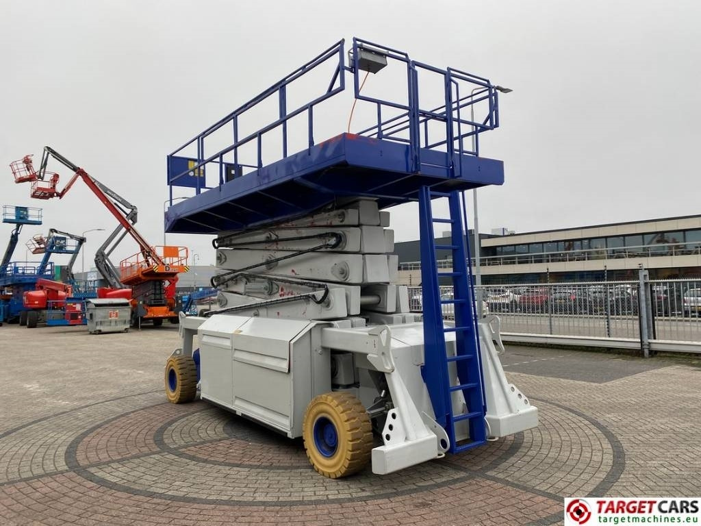 PB Lifttechnik S270-24E Electric 4x4 Scissor Work Lift 2725cm - מעלית מספריים: תמונה 2 PB Lifttechnik S270-24E Electric 4x4 Scissor Work Lift 2725cm - מעלית מספריים: תמונה 2