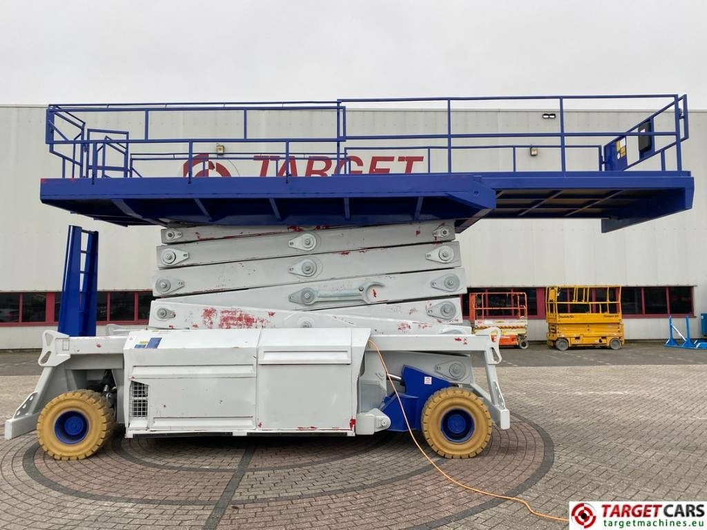 PB Lifttechnik S270-24E Electric 4x4 Scissor Work Lift 2725cm - מעלית מספריים: תמונה 5 PB Lifttechnik S270-24E Electric 4x4 Scissor Work Lift 2725cm - מעלית מספריים: תמונה 5